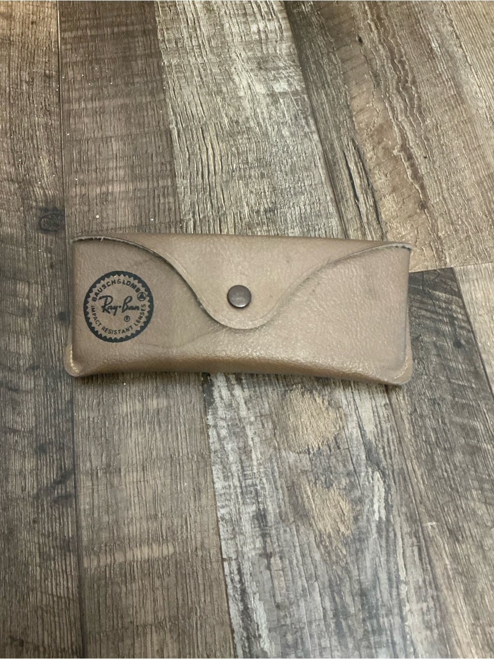 VINTAGE Ray-Ban Tan Leather Sunglasses Case